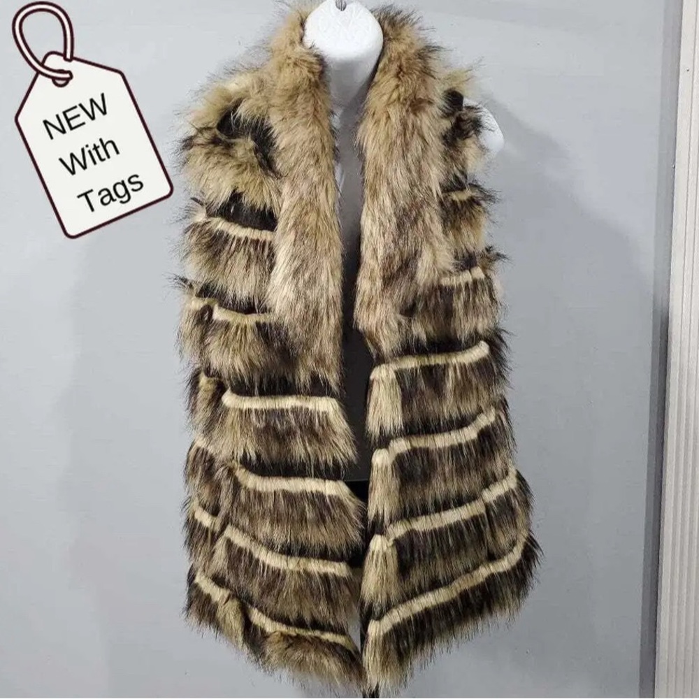 Chico's Faux Fur Vest Chico's Horizontal Striped Open Front Size 1